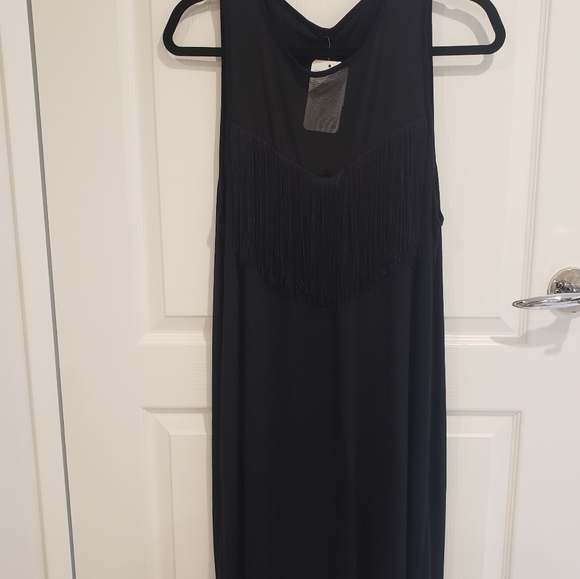 Black dress with fringe - Picture 3 of 5